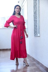 ZIVA CROCHET FLOWER MAXI DRESS