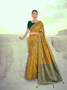 NAKKASHI NIKHAAR 