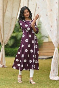 PLUM PURPLE BANDHANI TIE-DYED RAYON KURTA